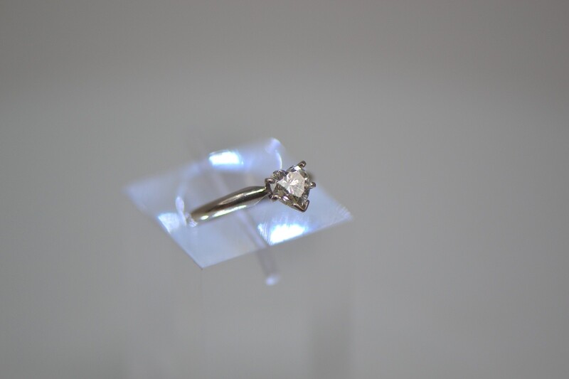 Ladies White Gold Diamond Solitaire Ring Ladies White Gold Diamond Solitaire Ring
