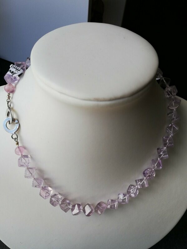 Amethyst-Kette 002, Würfel besonders klar Amethyst-Kette 002, Würfel besonders klar