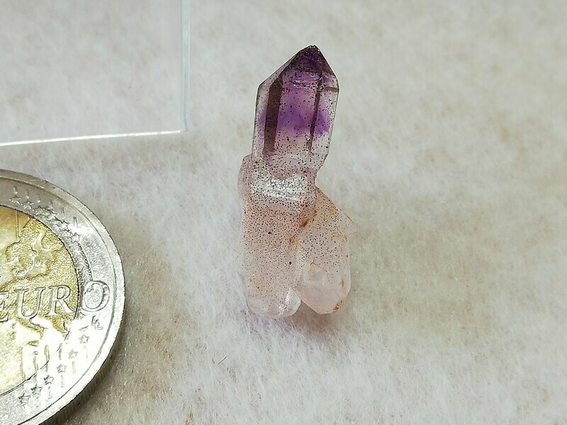 Zepterquarz: Amethyst auf Quarz aus Madagaskar