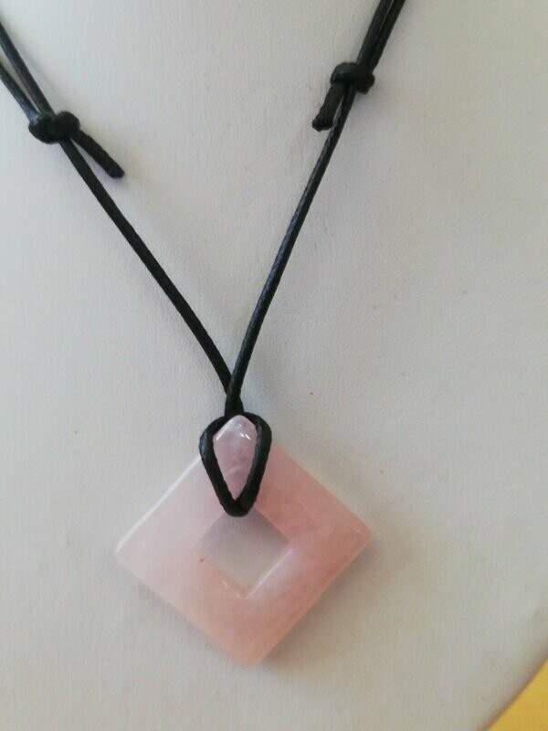 Square Donut 001, Rosenquarz
