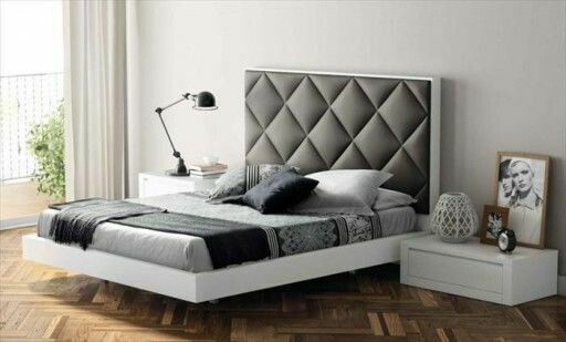 Cama Completa - Cabecera Tapizada - Marco Madera 2-2,5 plazas - 2 Veladores