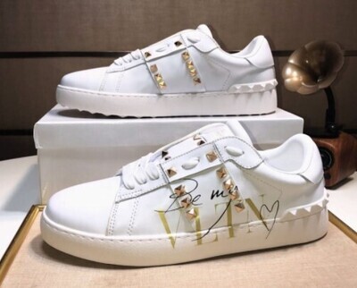 Be My Valentine Sneaker mod