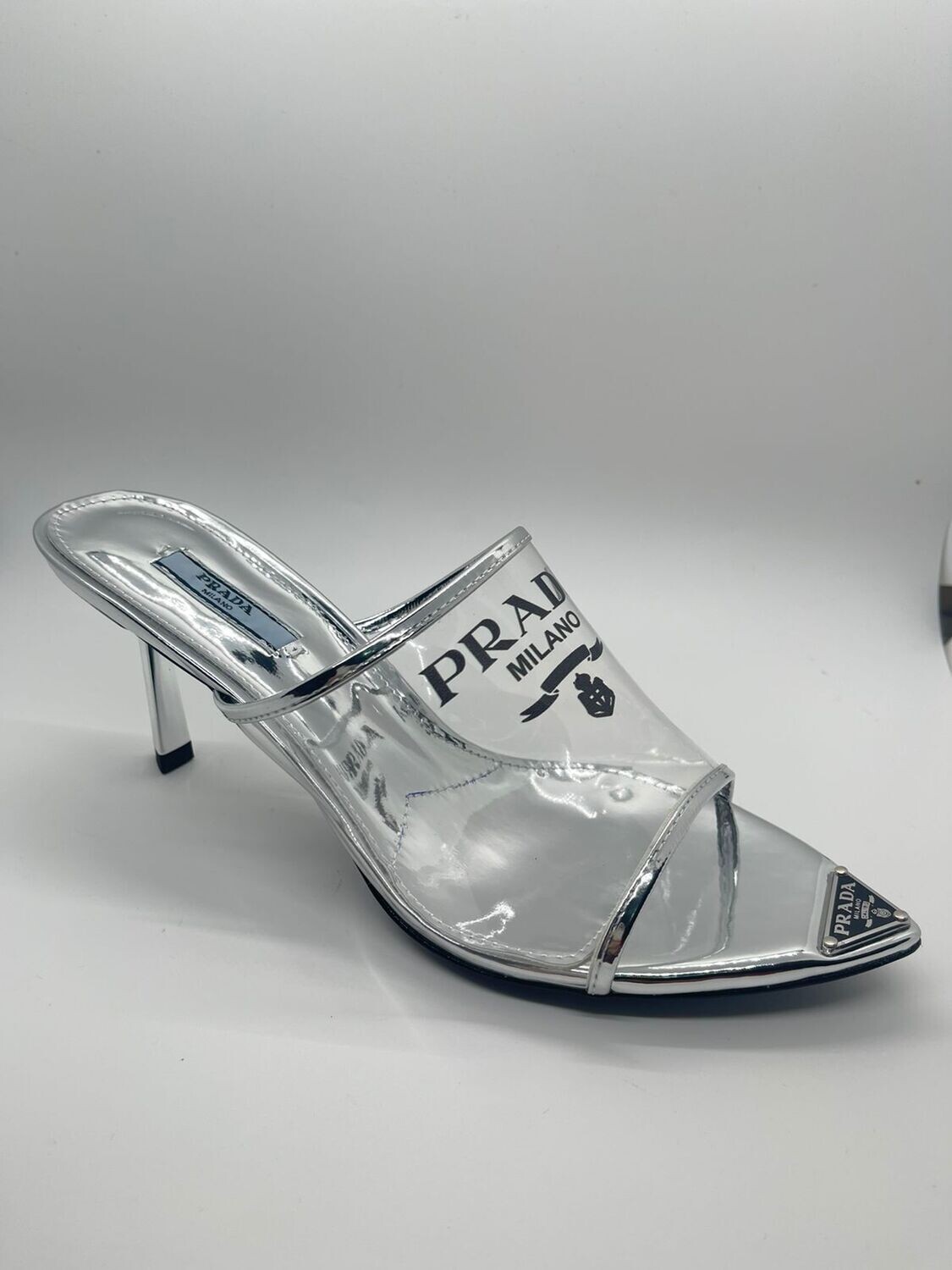 Logo Clear Heel