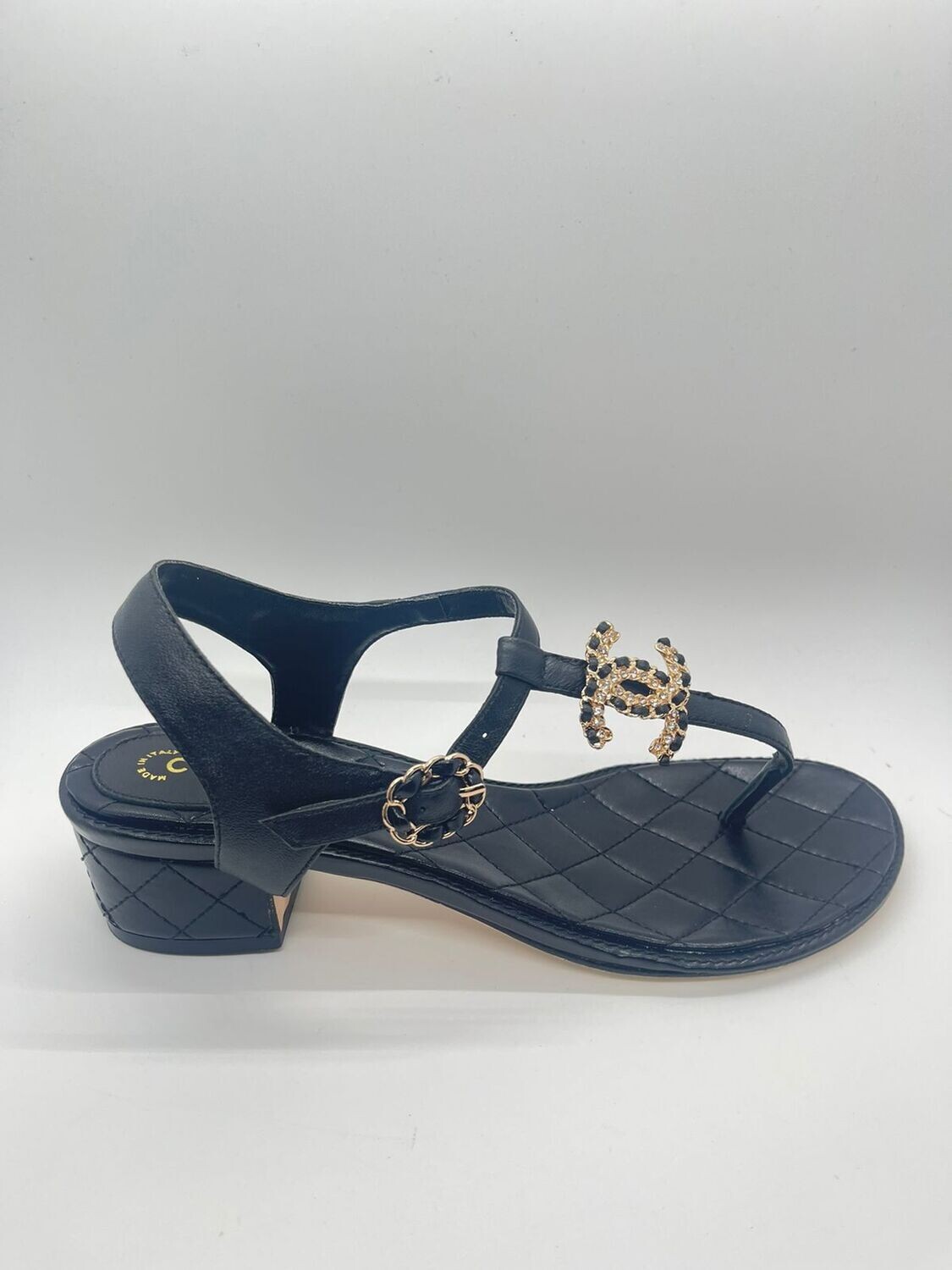 Sandal Logo
