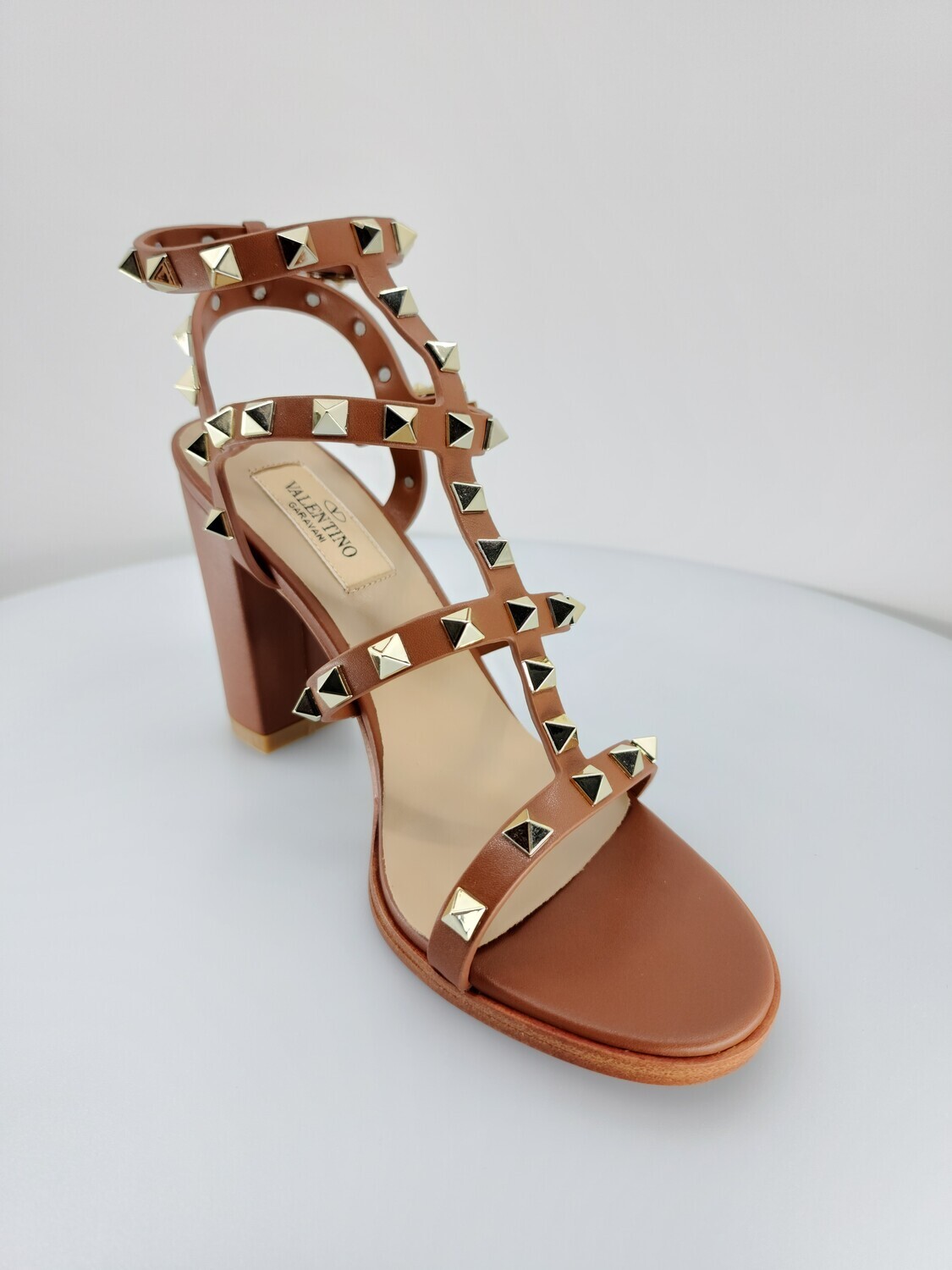 Rockstud Sandal Brown