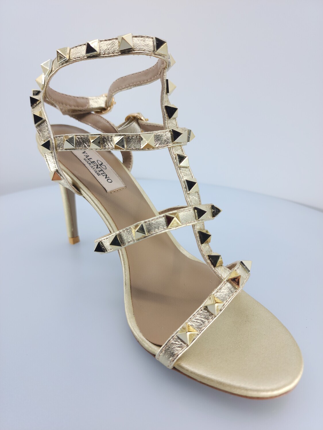Rockstud Sandal Gold
