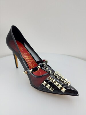 Many Stud heels black