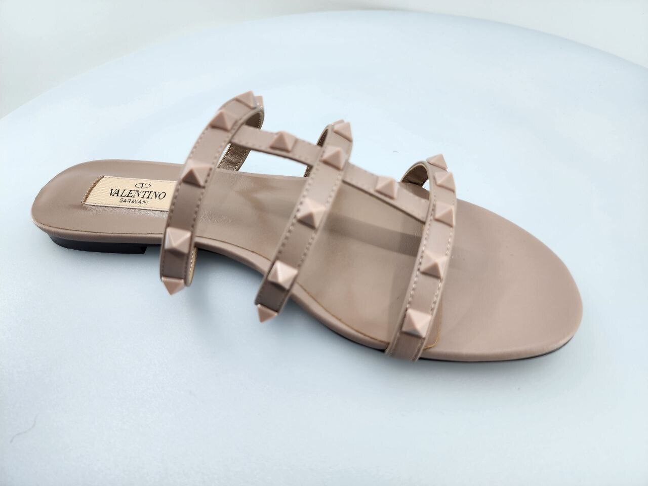 Rockstud Sandal Flat nude