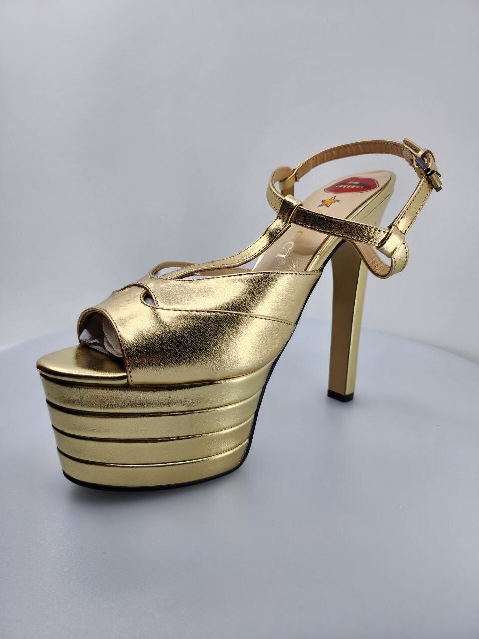 Angel heel Gold mod