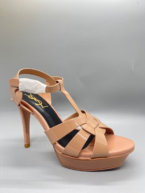Tribute Heel Beige
