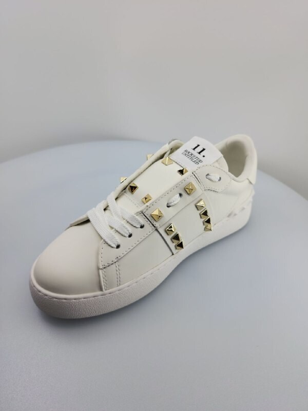 White Sneaker gold studs