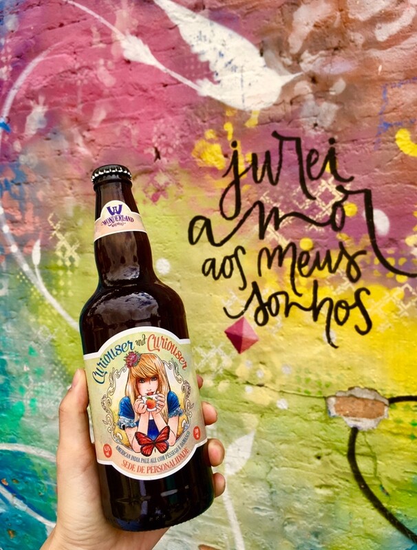 Curiouser and Curiouser, IPA com pêssego e damasco, 500 ml