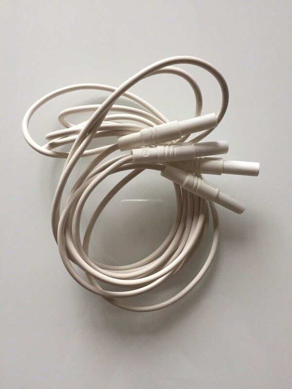 白のコード２本