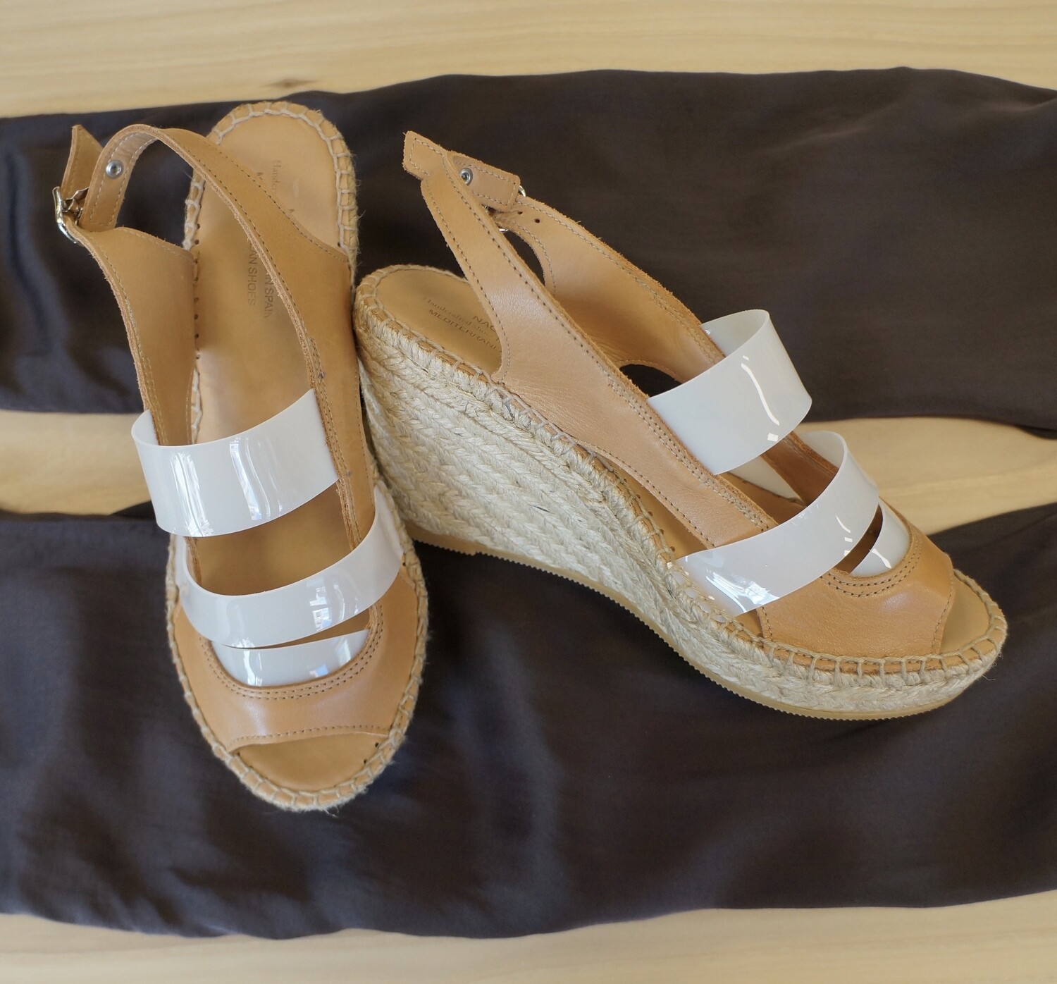 Milo Shoe, Naguisa Milo Shoe, Naguisa