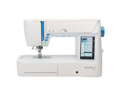 Janome Skyline S7