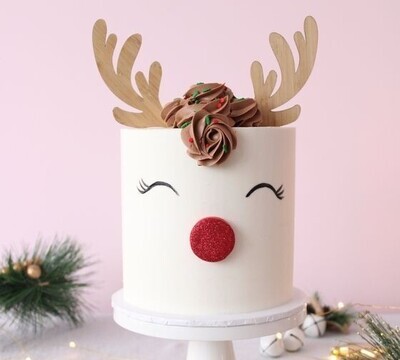 Baby Rudolph Christmas cake