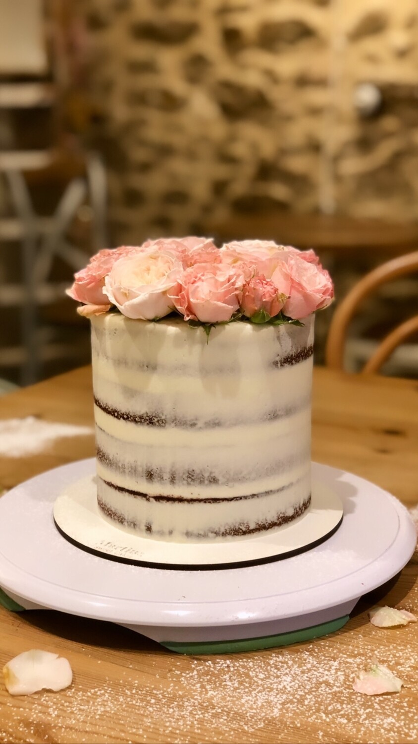 Semi-naked cake floral