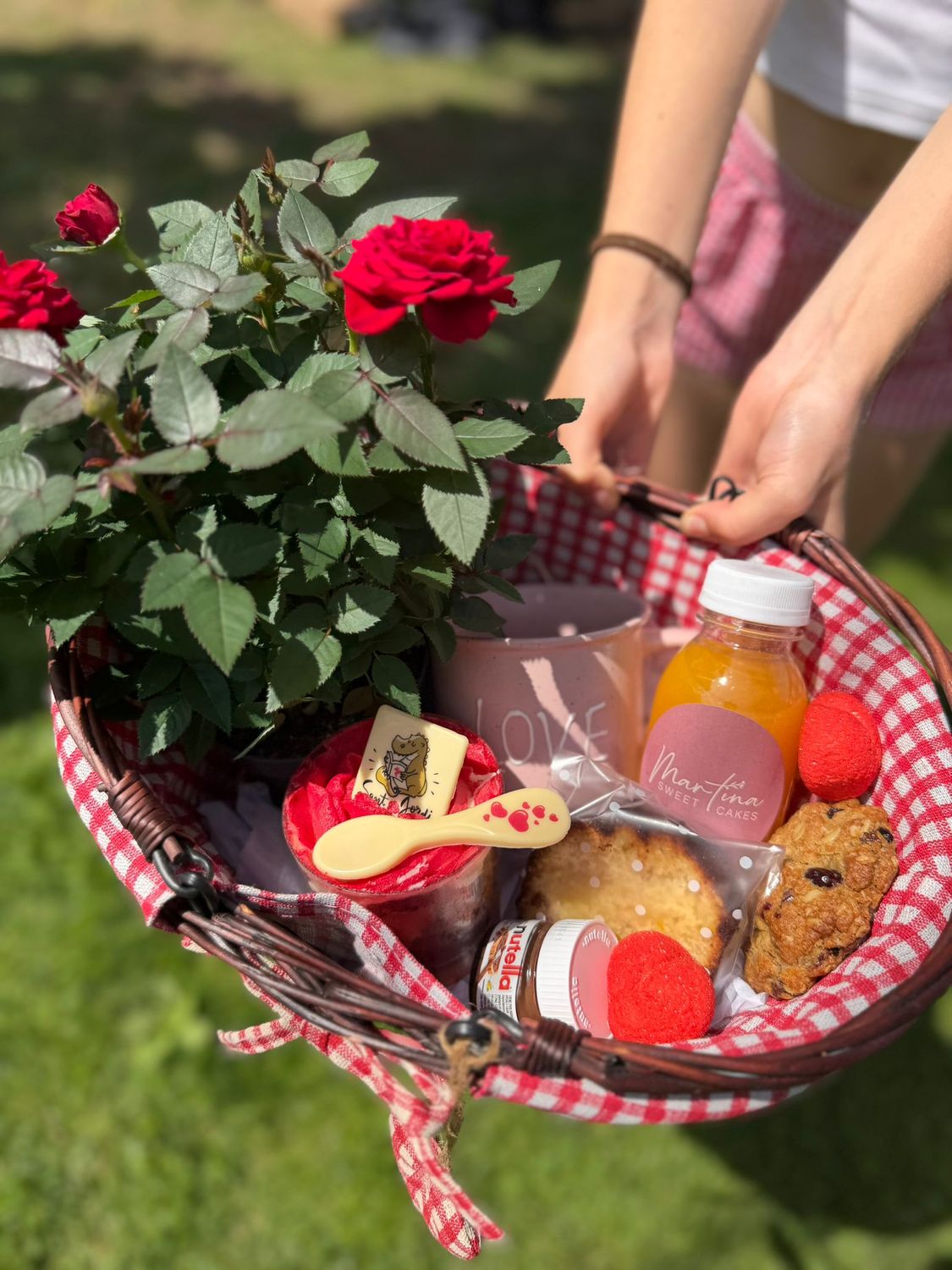 ​🌹 Cistella Sant Jordi – Caprici Dolç (individual)