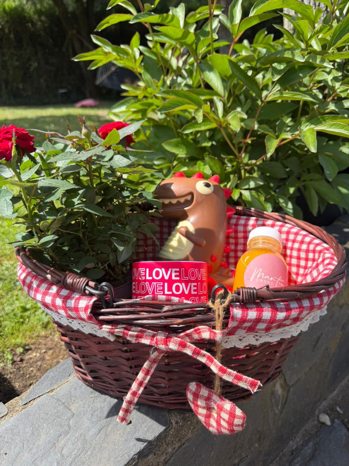 ​🌹 Cistella Sant Jordi – Love &amp; Drac (individual)