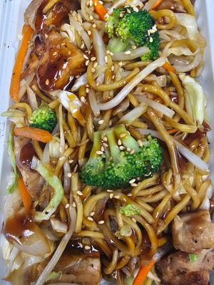 Chicken Yakisoba