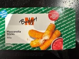 M-Budget · Sticks de mozzarella · avec red pepper dip 250 g