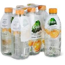 Volvic Essence · Eau minérale · Bio, Orange et fleurs de sureau, Sans sucre ajouté 1x750ml