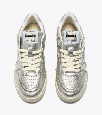 FOOTWEAR