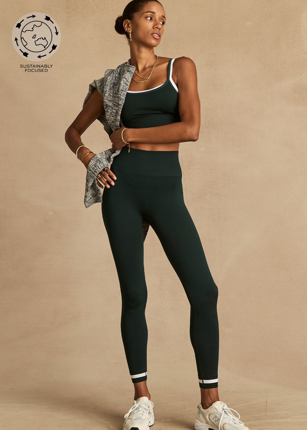 The Upside, FORM SEAMLESS 25IN MIDI PANT, Racing Green