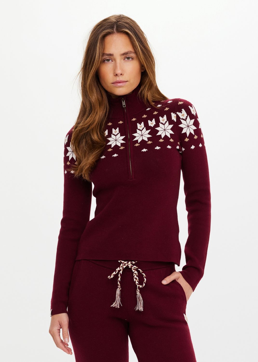 The Upside, Le Ski Blanche Half Zip, Maroon