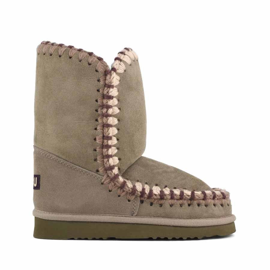 Mou, Eskimo 24 Overstitch