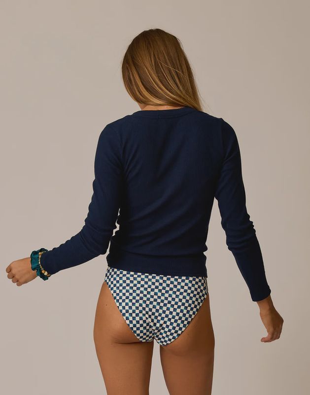 Carve Designs, Ever Henley