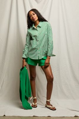 Perfect White Tee, Gisele Button Down, Grass Stripe