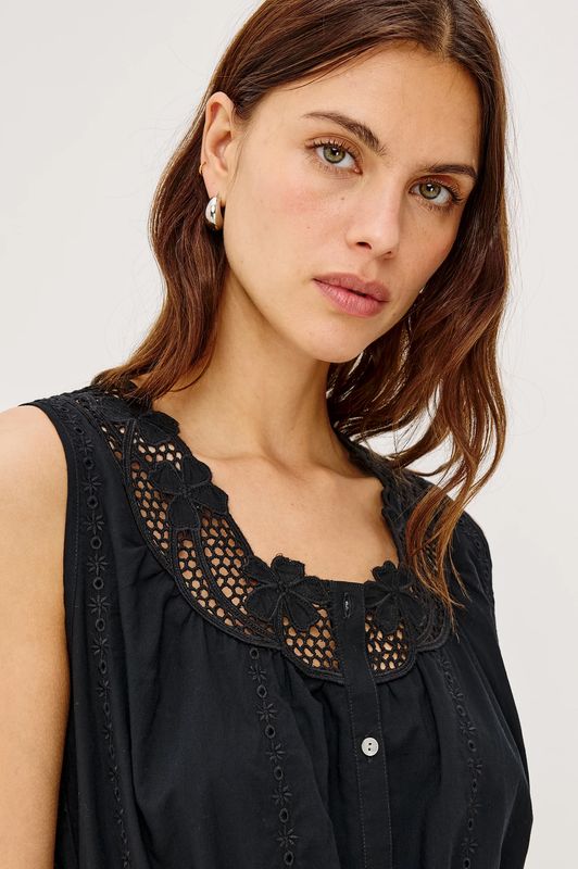 Rails, Lorina, Black