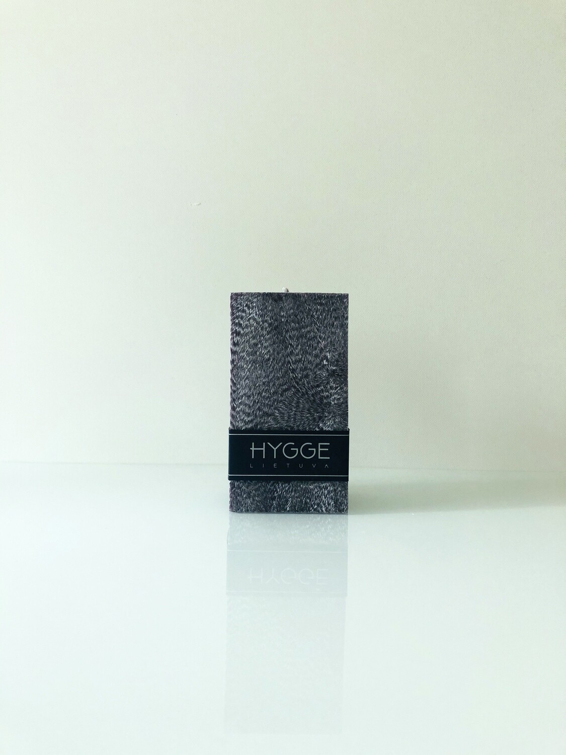 HYGGE PILKA KVEPIANTI ŽVAKĖ HYGGE PILKA KVEPIANTI ŽVAKĖ