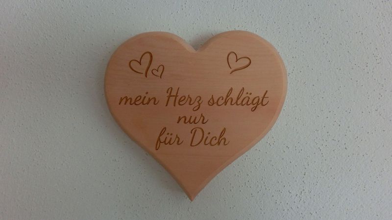 Zirbenholz - Wandbild "mein Herz schlägt nur für Dich" 16 cm