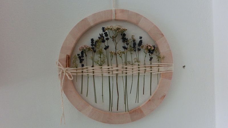 Wanddeko im Zirbenring Durchmesser 26 cm Wanddeko im Zirbenring Durchmesser 26 cm