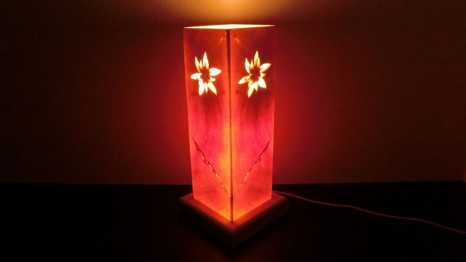 Zirben  - Romantik - Lampe  Nr. 1354,  rechteckig            "Edelweiß"
