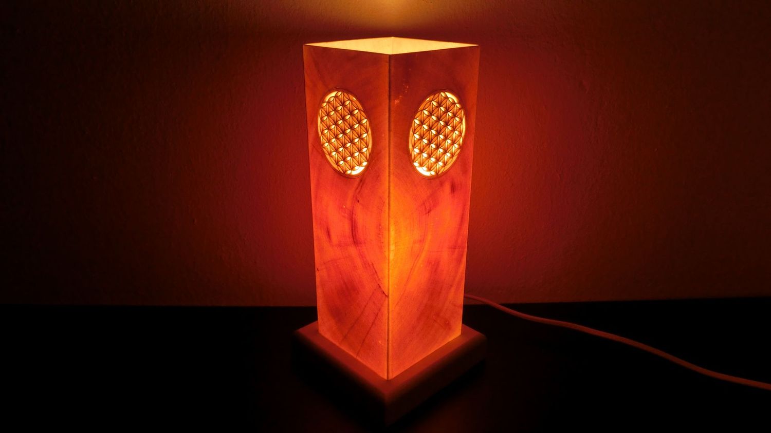 Zirben - Romantik - Lampe Nr. 1390, rechteckig, "Blume des Lebens"