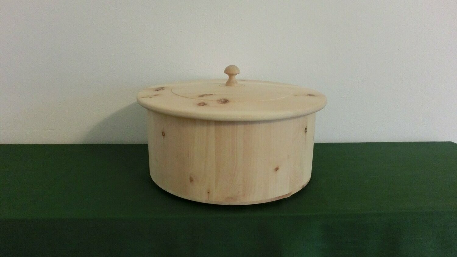 Zirben-Brotkorb, rund mittel