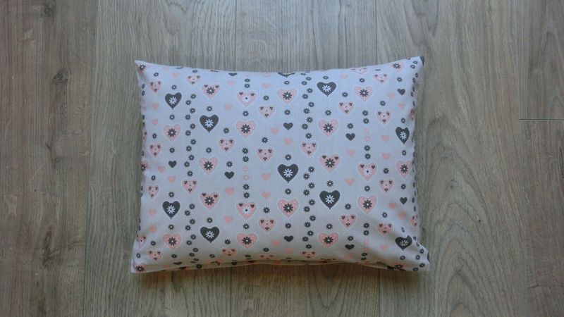 Zirbenkissen, Herzen, rosa/grau