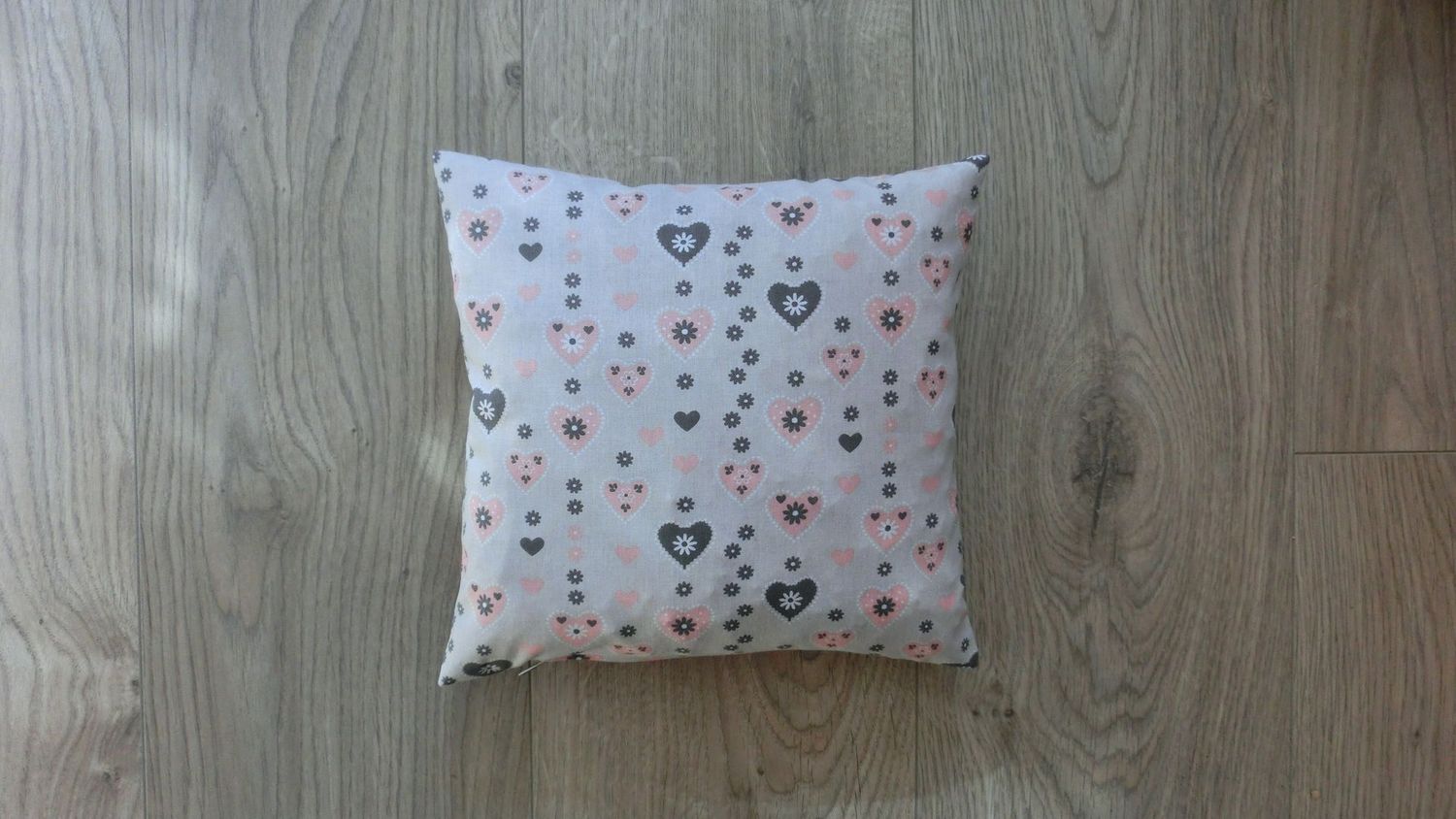 Zirbenkissen klein, Herzen rose / grau