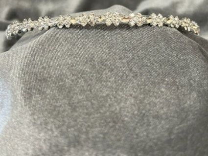  Celebrations Headpiece (CH189)