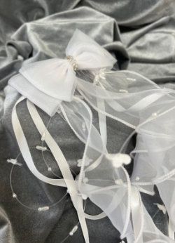  Celebrations Communion Hairpiece CH273)