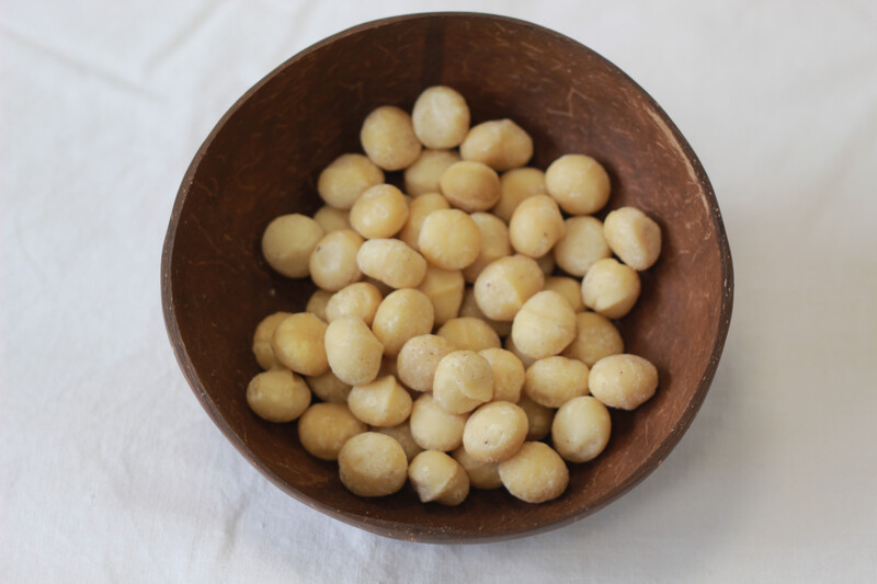 Organic Macadamia Nuts 100g