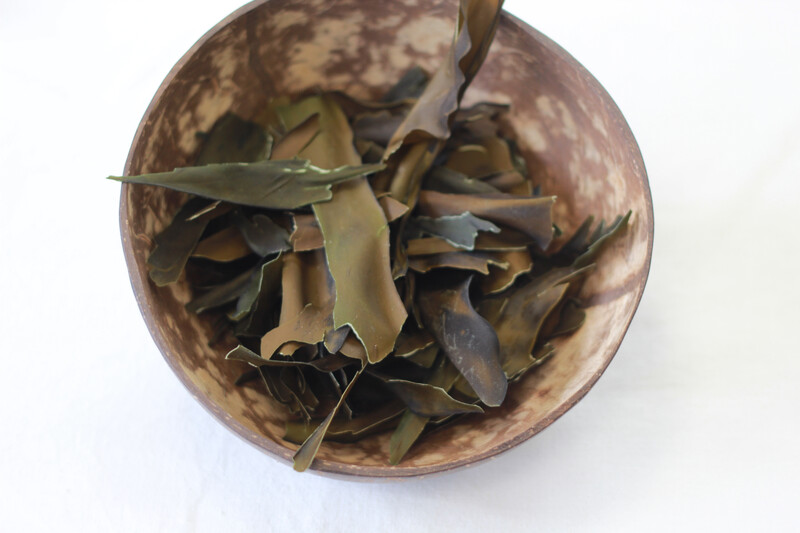 Organic Seaweed Kombu Whole 28g