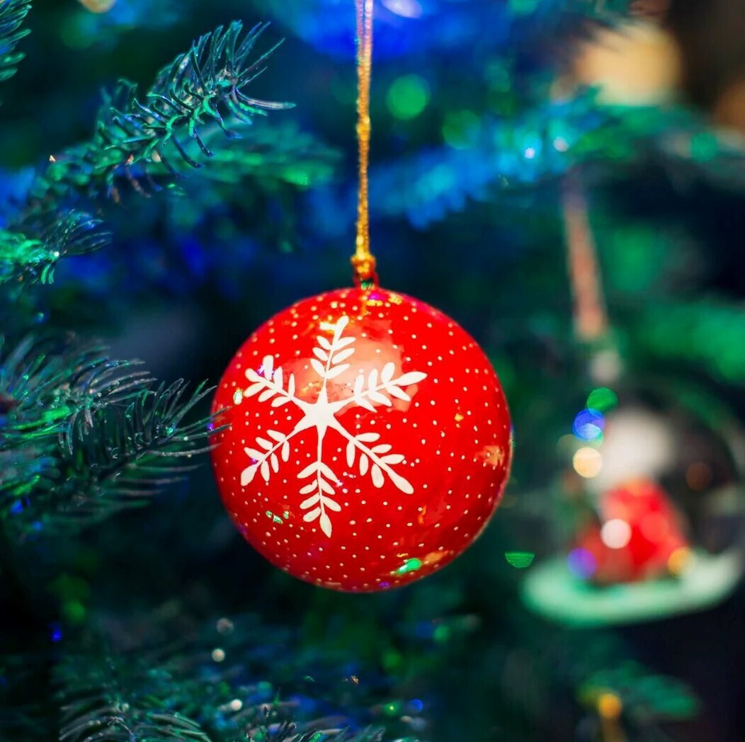 Red Snowflake Paper Mache Bauble