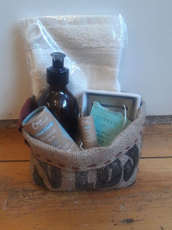  Gift Box ( num 2 )