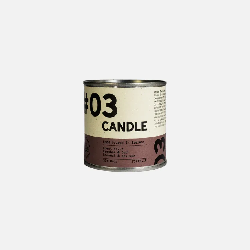 Fiain mini candle #03 Leather &amp; Oudh (20 hr)