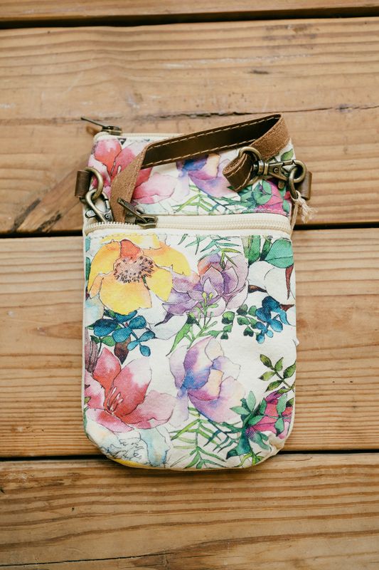 nature phone sling