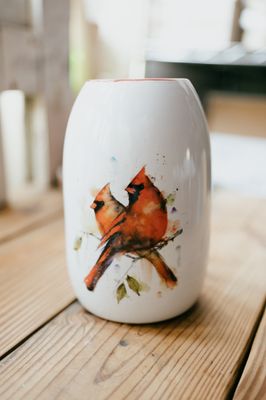 cardinal pair vase